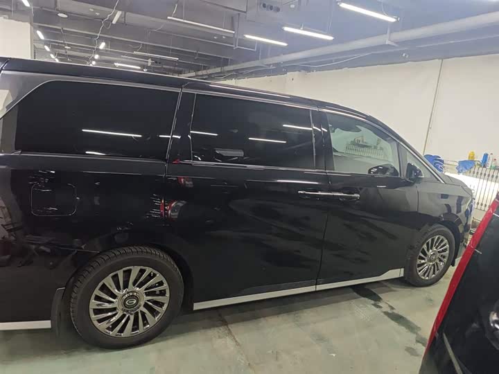 Фото 6 - GAC Trumpchi M8