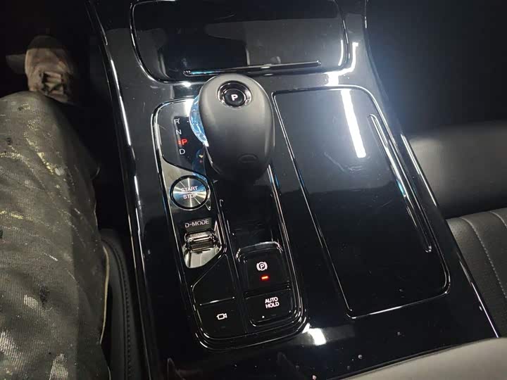 Фото 7 - GAC Trumpchi M8