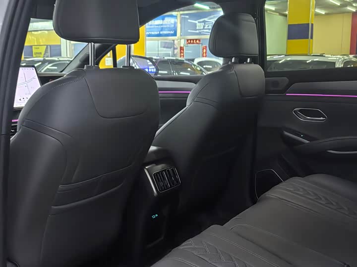 Фото 6 - BYD Song L DM-i Hybrid