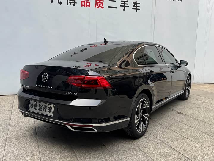 Фото 5 - Volkswagen Magotan