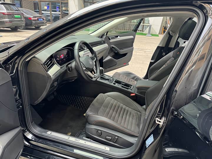 Фото 8 - Volkswagen Magotan