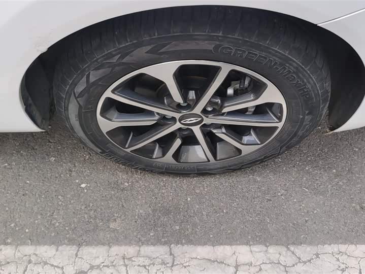 Фото 6 - Chery Arrizo 5