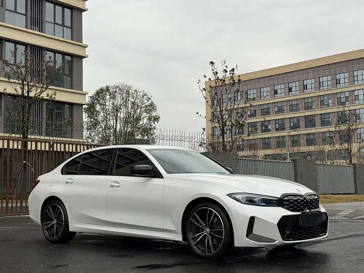 Фото 3 - BMW 3 Series