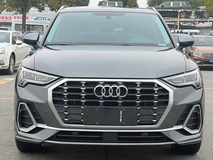 Фото 3 - Audi Q3