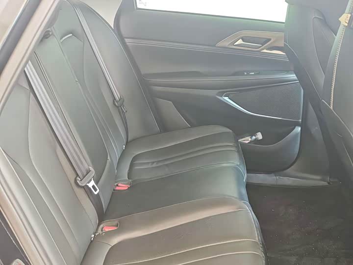 Фото 3 - XPeng P5