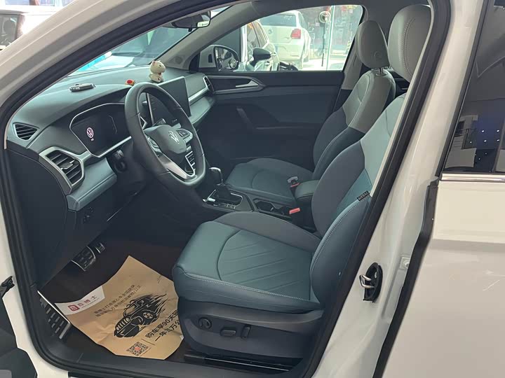 Фото 4 - Volkswagen Tharu