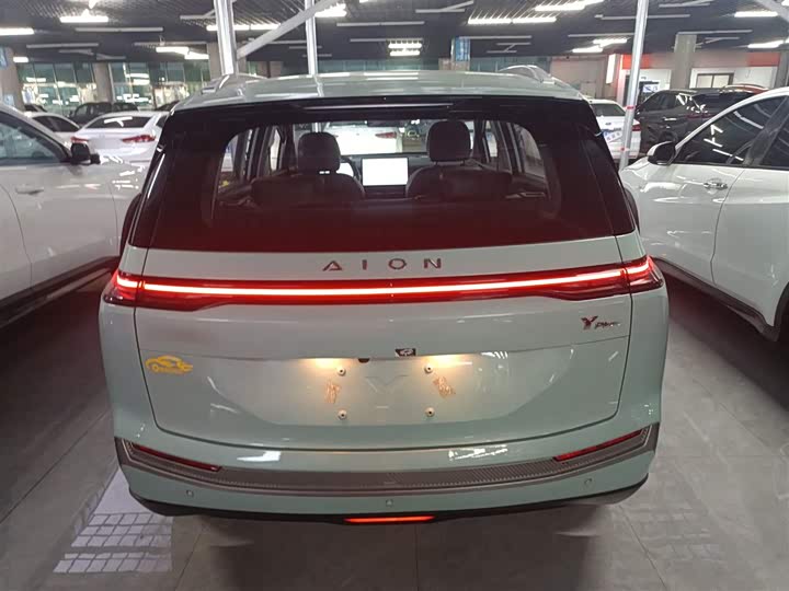 Фото 6 - GAC Aion Y