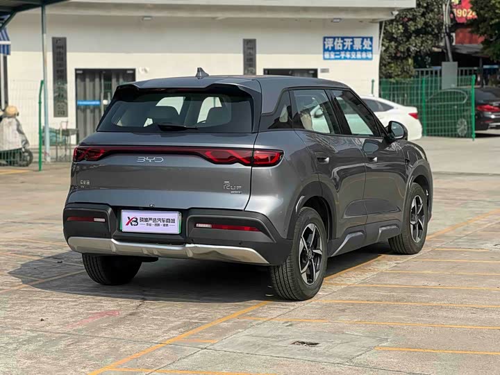 Фото 6 - BYD Yuan Up