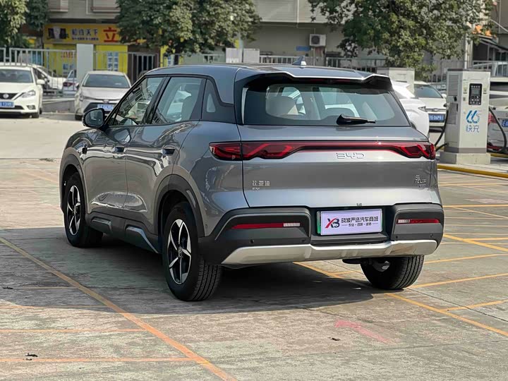 Фото 7 - BYD Yuan Up