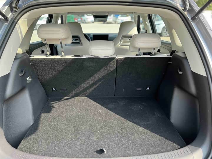 Фото 8 - BYD Yuan Up