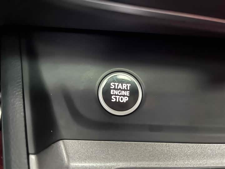 Фото 4 - Audi Q3