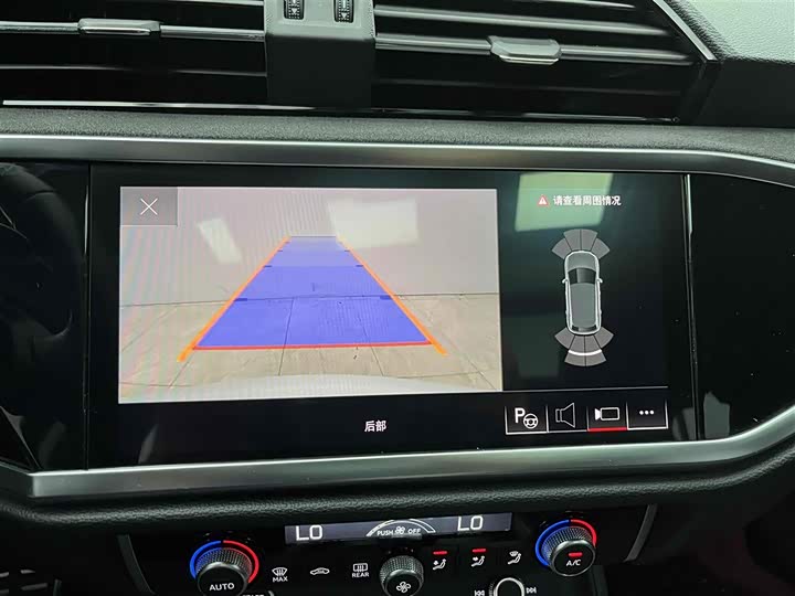 Фото 7 - Audi Q3