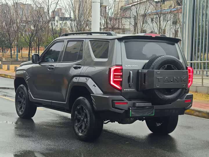 Фото 9 - Tank 400 Hybrid