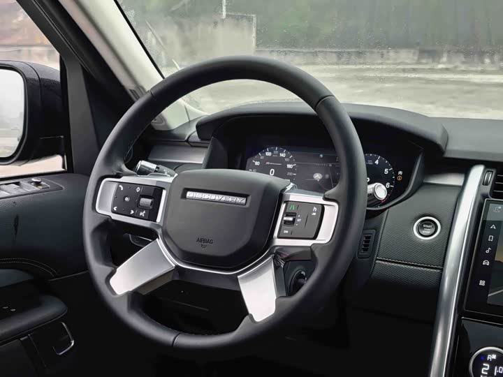 Фото 8 - Land Rover Discovery