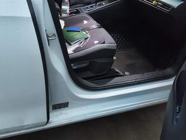 Фото 8 - Volkswagen Golf