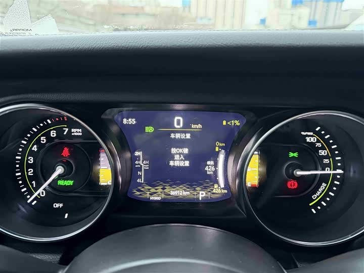 Фото 4 - Jeep Wrangler Hybrid