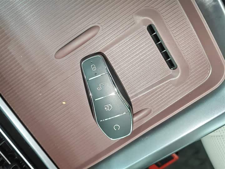 Фото 9 - BYD Seal