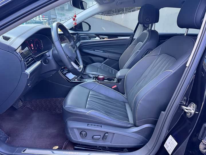 Фото 3 - Volkswagen Passat