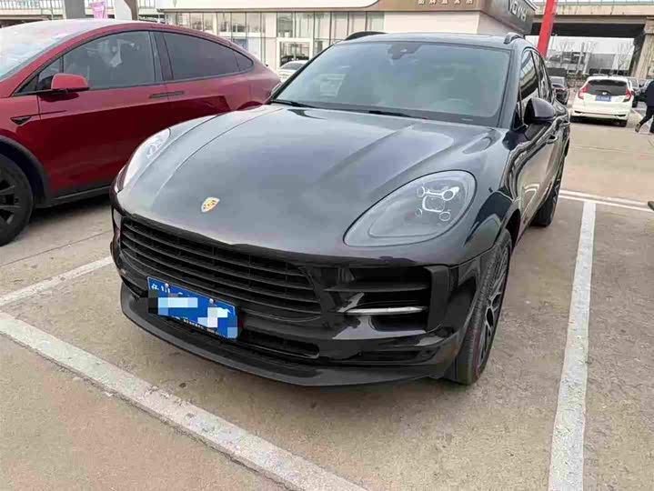 Фото 1 - Porsche Macan