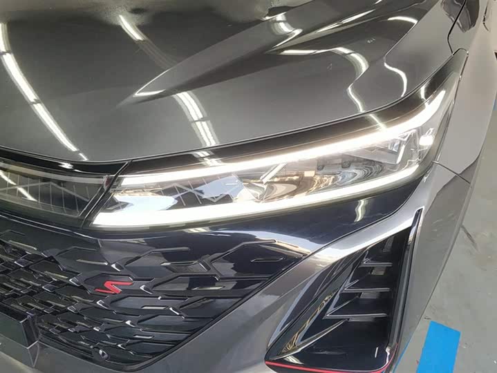 Фото 5 - Changan CS75 Plus