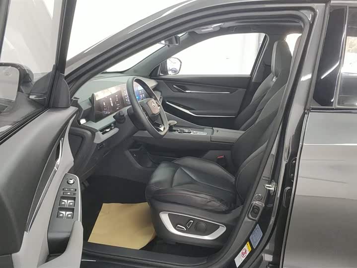 Фото 9 - Changan CS75 Plus