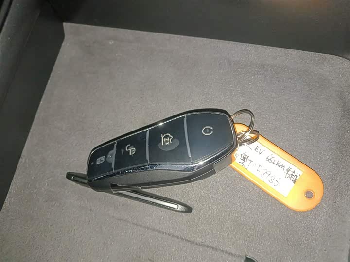 Фото 8 - BYD Song L