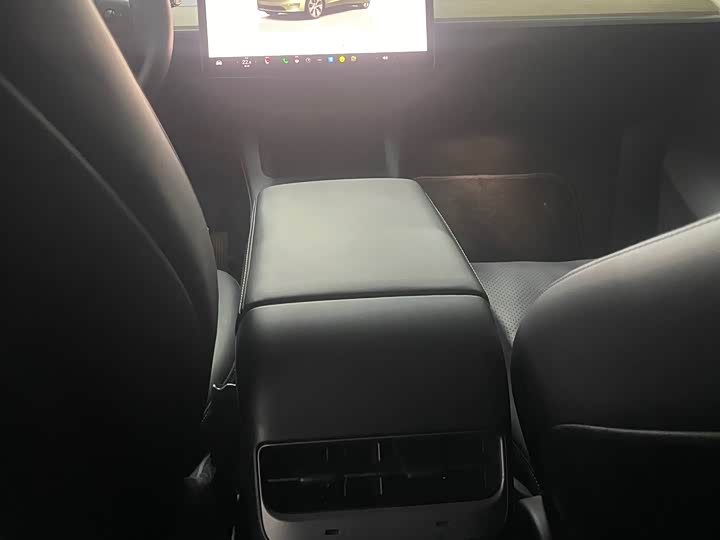 Фото 7 - Tesla Model Y