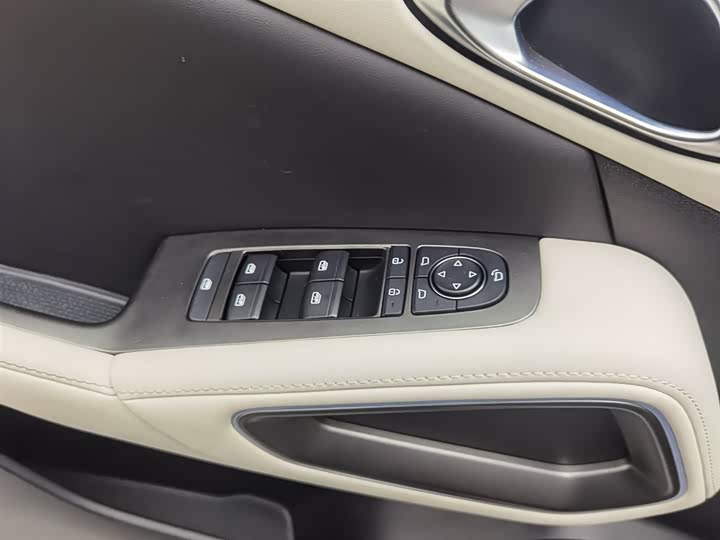 Фото 9 - BYD Yuan Up