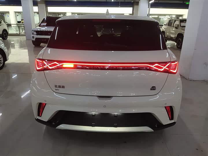 Фото 6 - BYD Dolphin