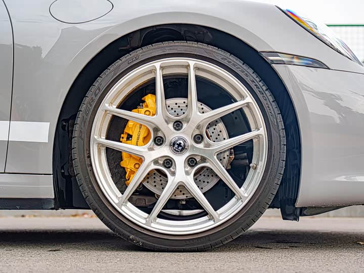 Фото 8 - Porsche 911