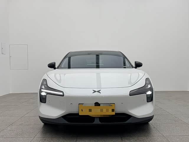 Фото 2 - XPeng Mona M03