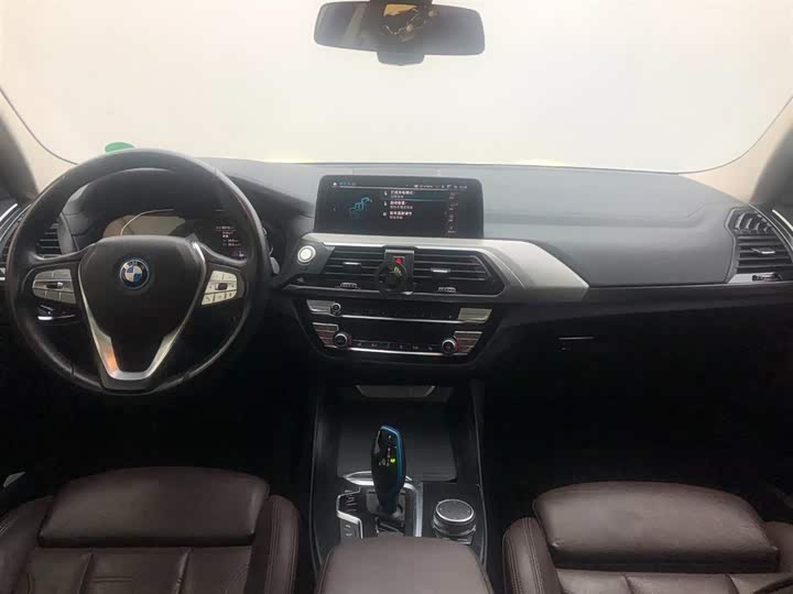 Фото 7 - BMW iX3