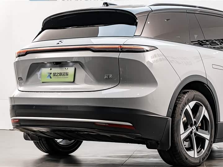 Фото 8 - Nio ES6