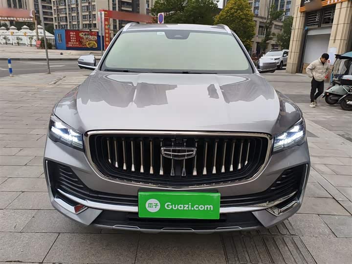 Фото 3 - Geely Monjaro