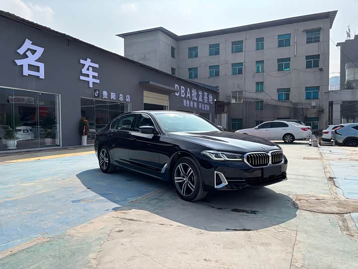 Фото 3 - BMW 5 Series