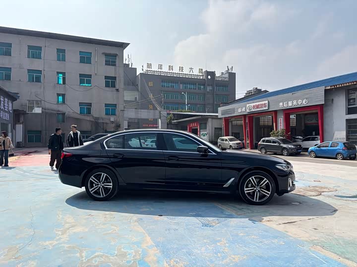 Фото 4 - BMW 5 Series