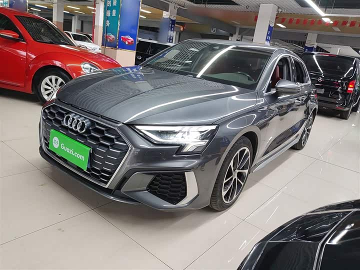 Фото 1 - Audi A3