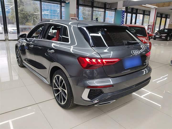 Фото 5 - Audi A3