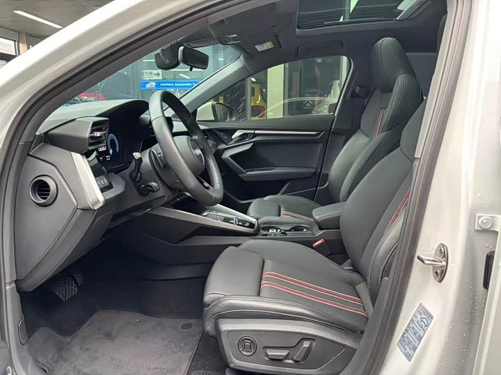 Фото 5 - Audi A3