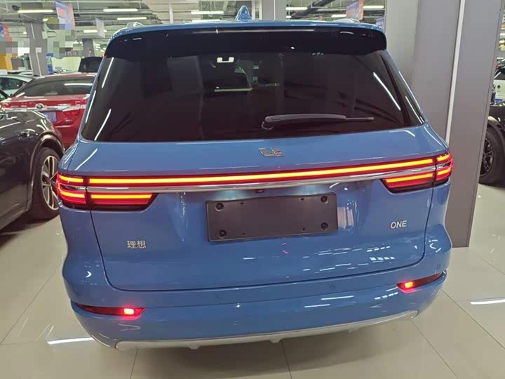 Фото 6 - LiXiang One