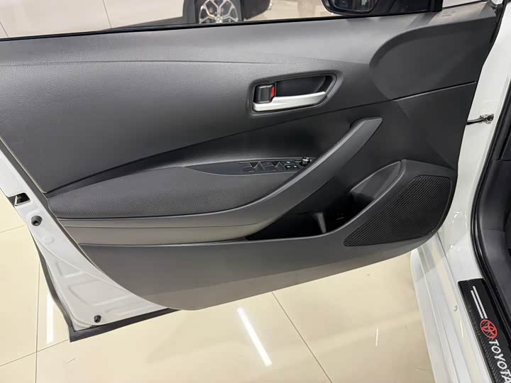 Фото 8 - Toyota Levin