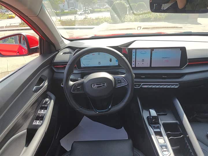 Фото 3 - Geely Binrui