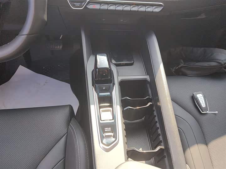 Фото 6 - Geely Binrui