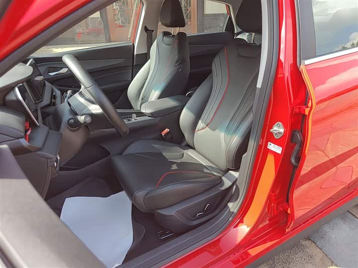 Фото 7 - Geely Binrui