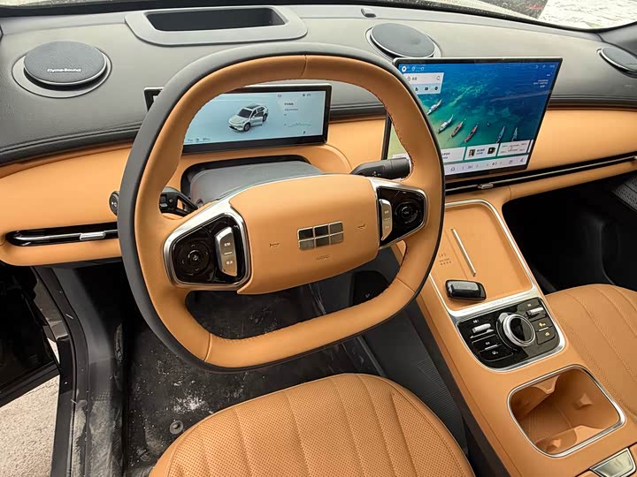 Фото 6 - Geely Galaxy Starship 7