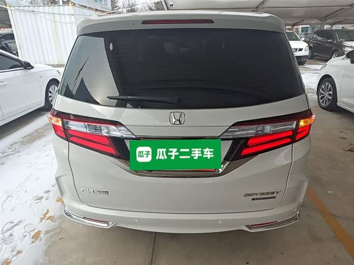 Фото 6 - Honda Odyssey