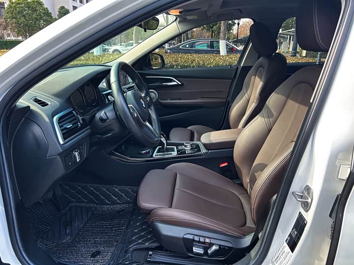 Фото 6 - BMW 1 Series