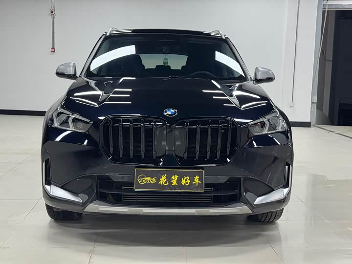 Фото 2 - BMW X1