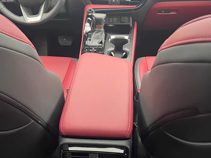 Фото 5 - Lexus NX