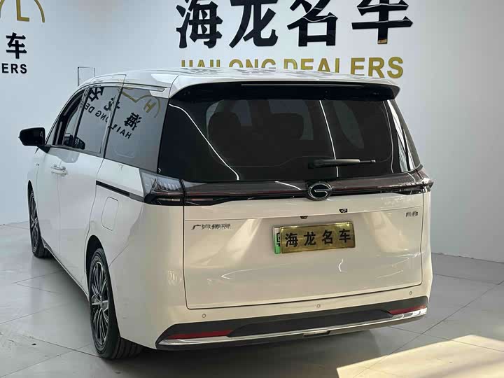 Фото 3 - GAC Trumpchi E8